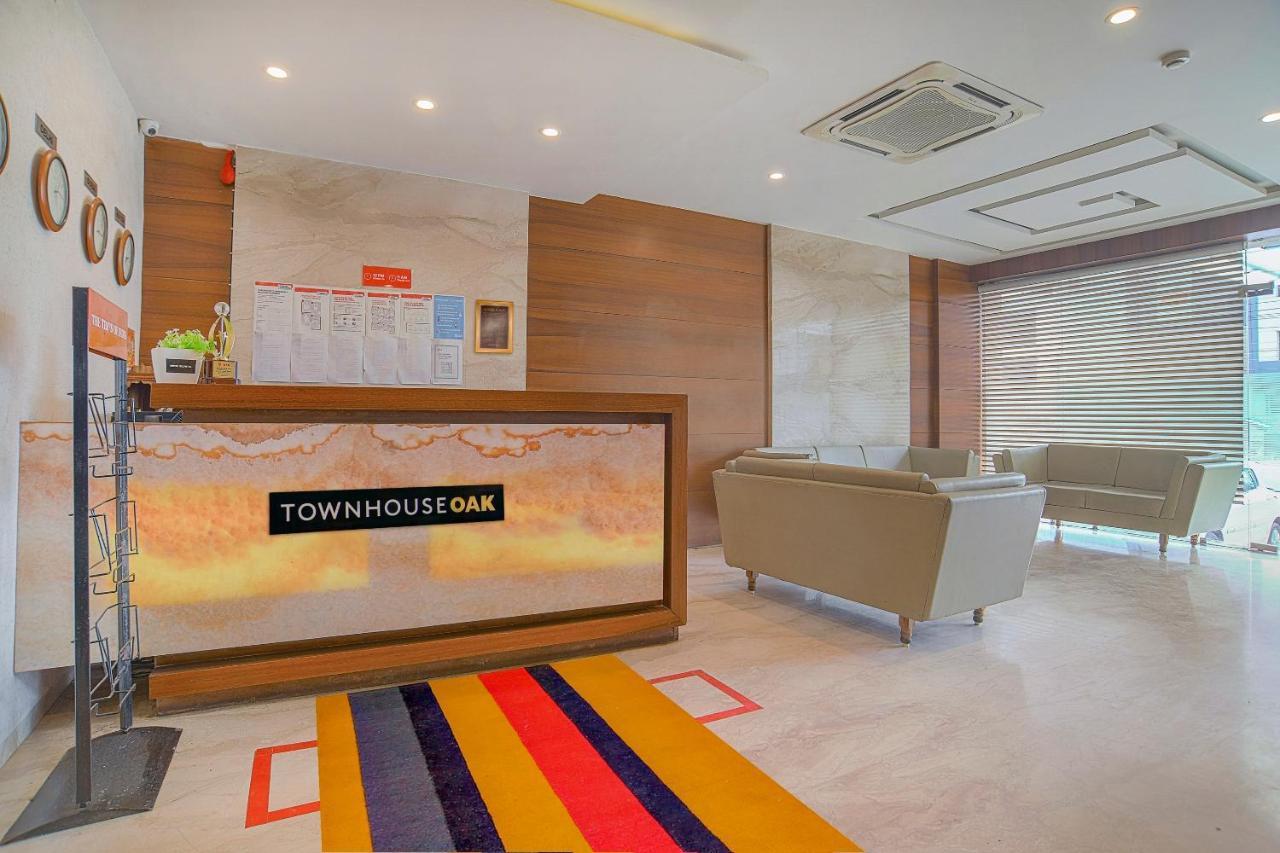 אינדורה Vaccinated Staff- Townhouse Oak Hotel Silvotel מראה חיצוני תמונה